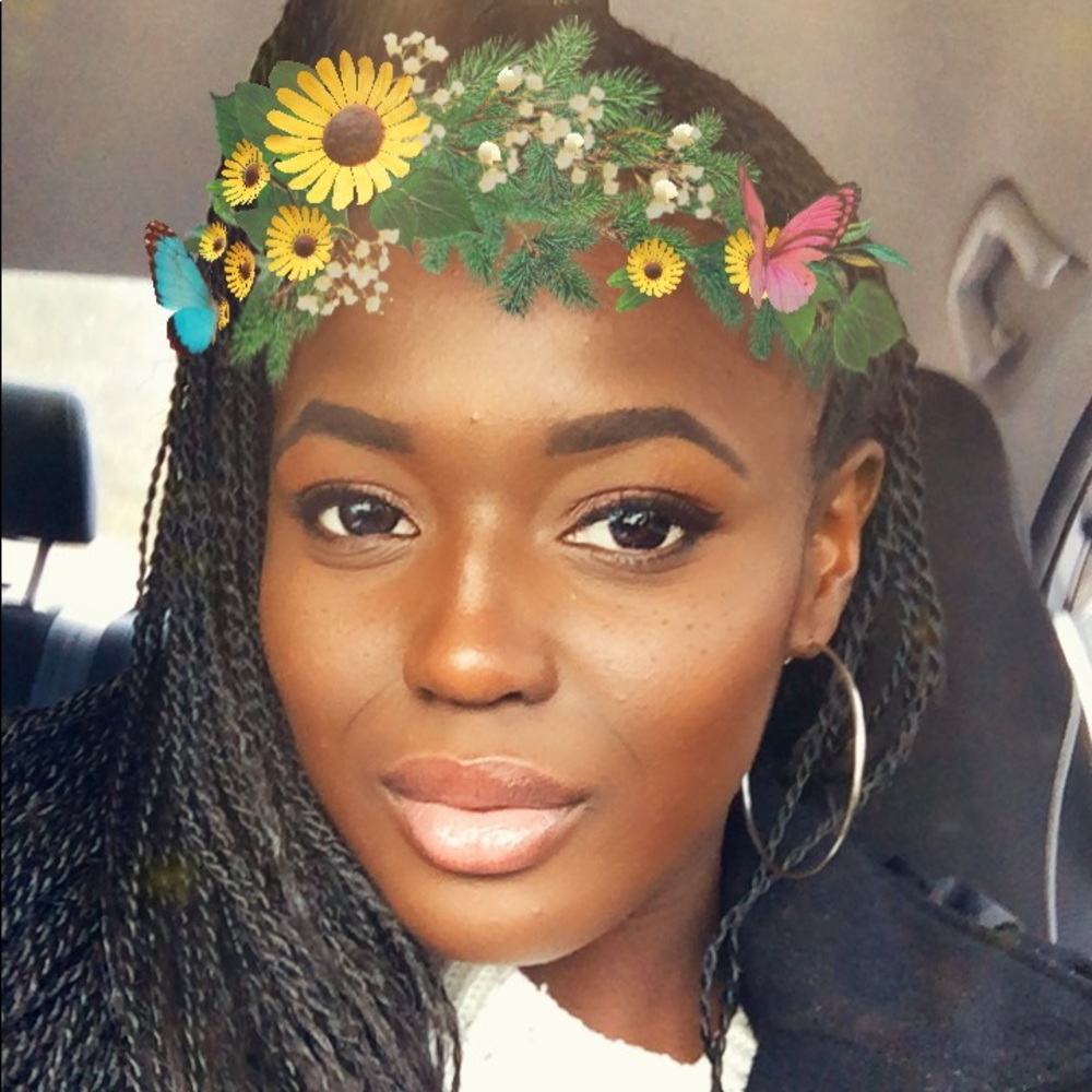 Meet your Posher, Alicia